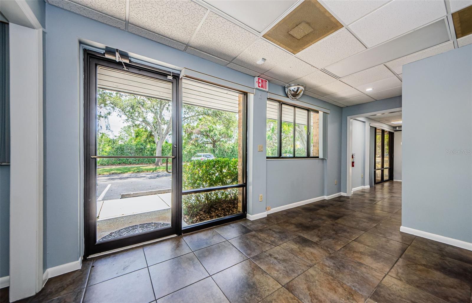 Image 3 of 25 For 701 Enterprise Road E 300