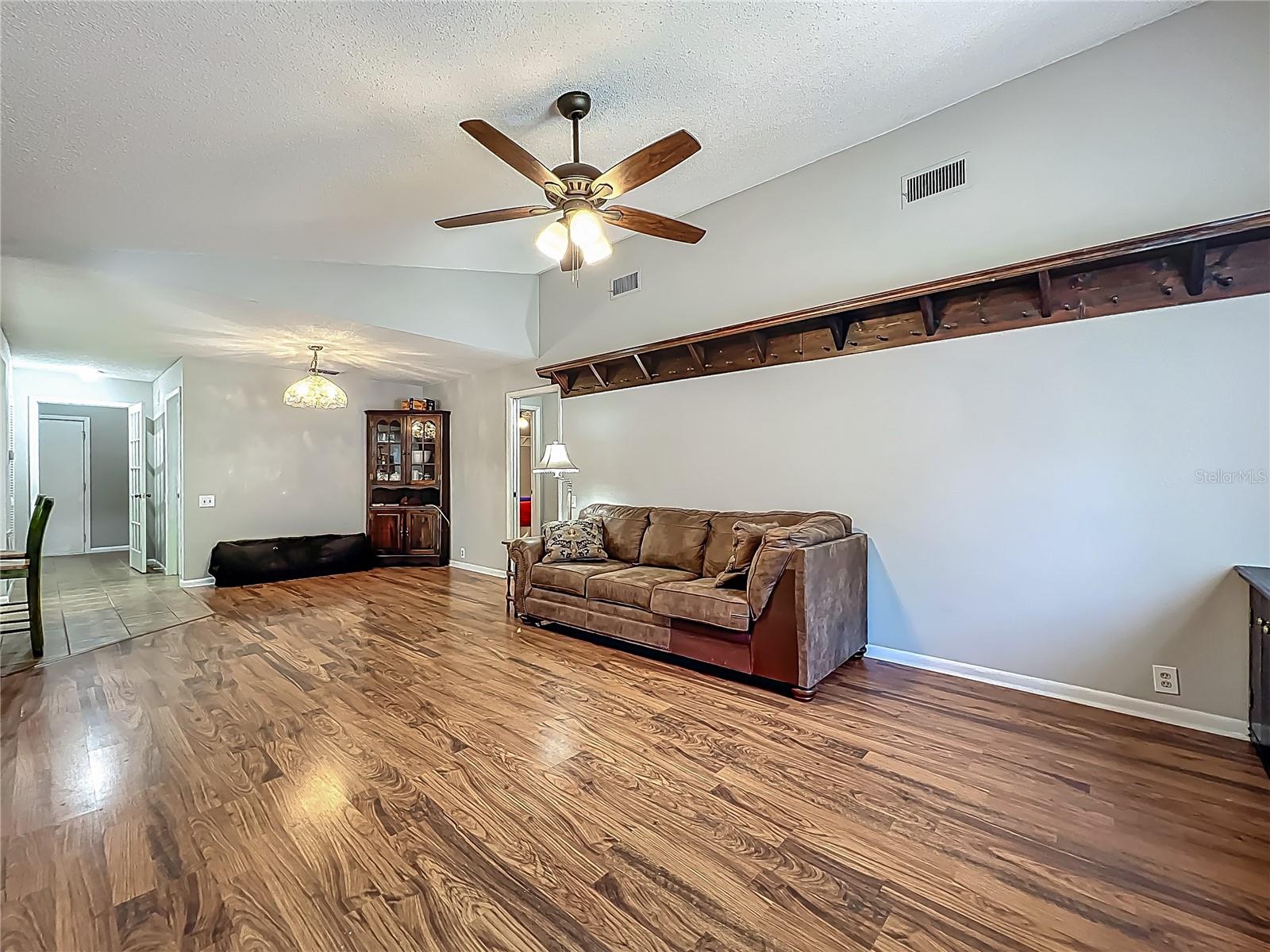 Image 25 of 46 For 3932 Watson Drive