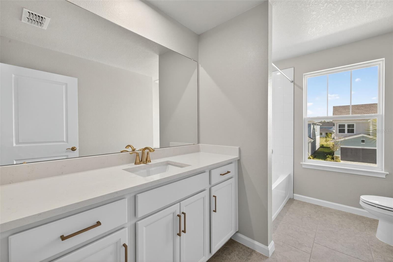 Image 21 of 42 For 31350 Pendleton Landing Circle