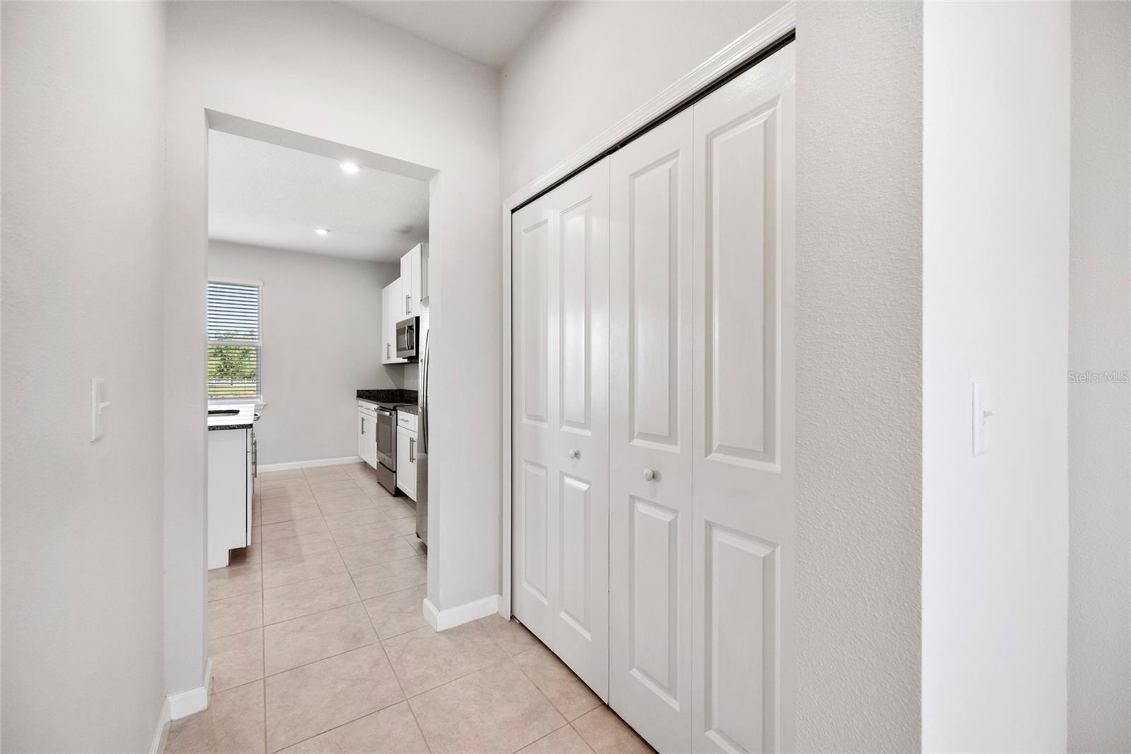 Image 10 of 59 For 8595 Prairie Creek Drive