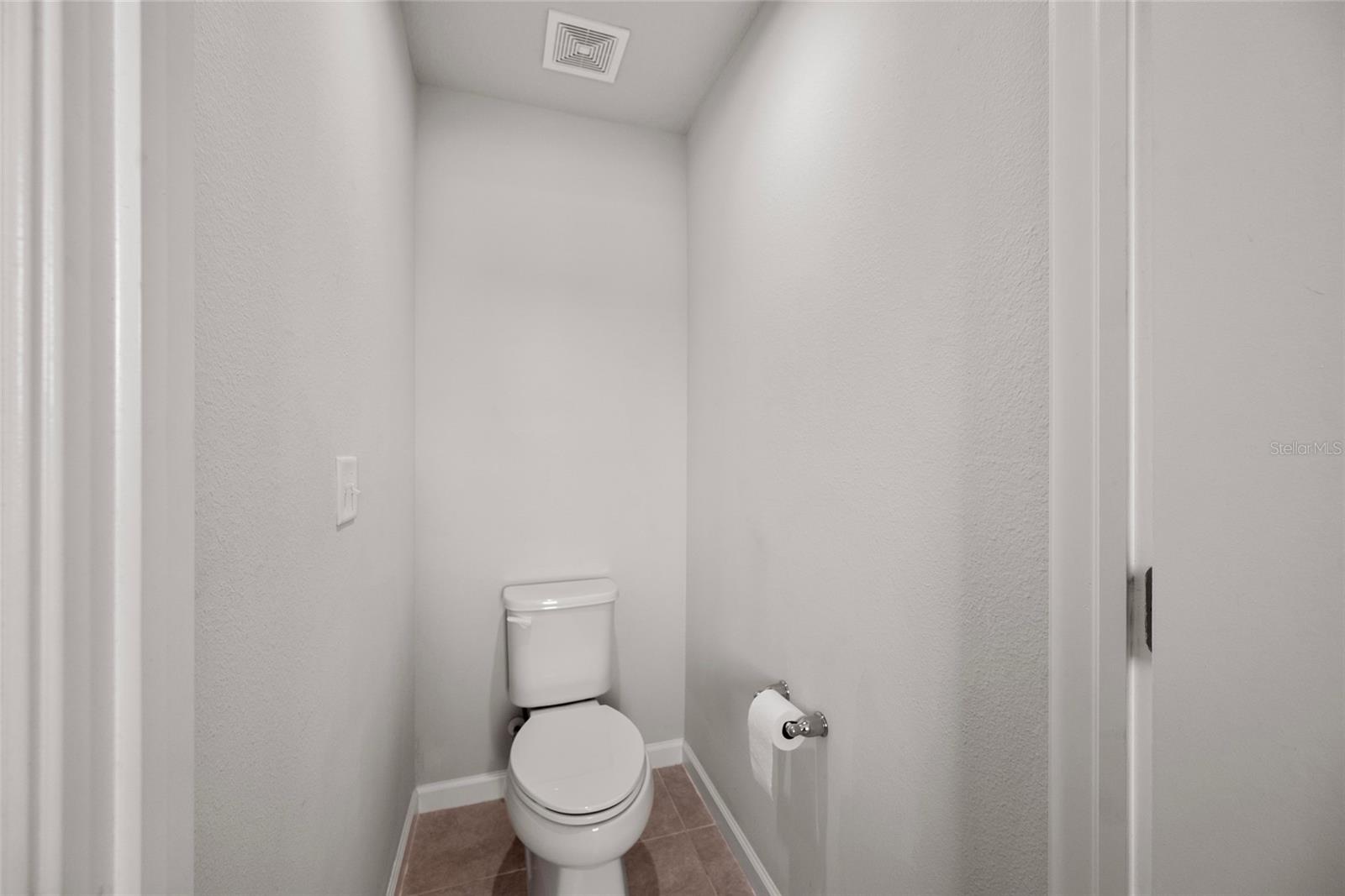 Image 32 of 59 For 8595 Prairie Creek Drive