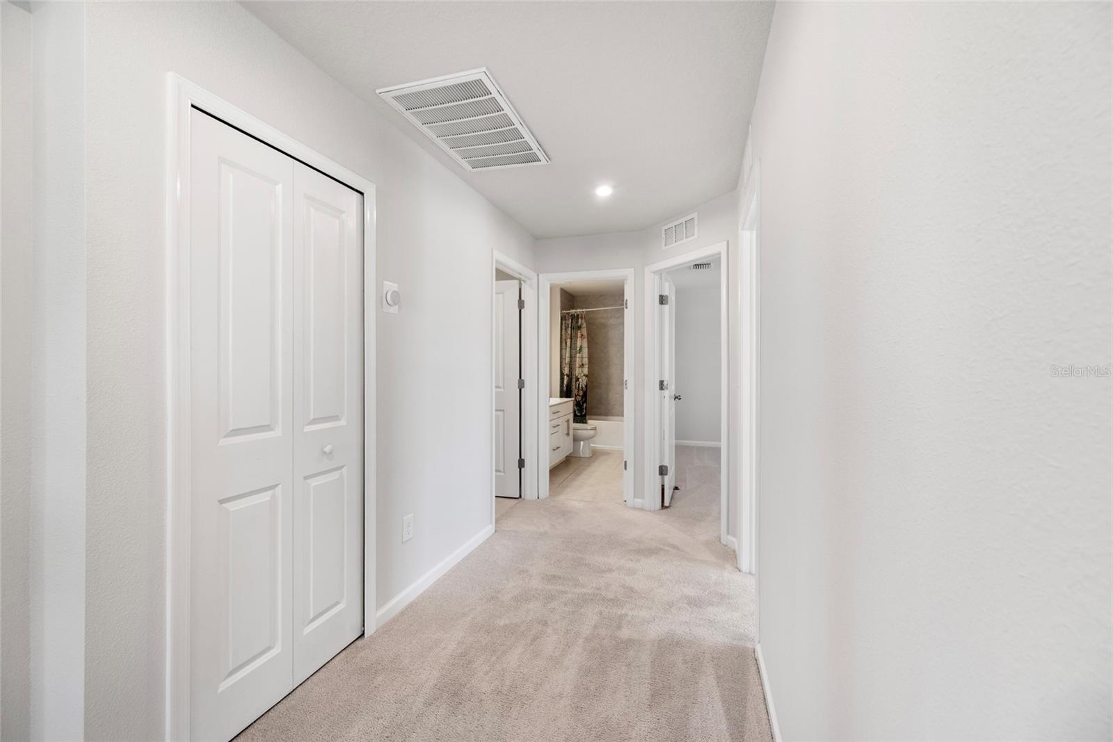 Image 34 of 59 For 8595 Prairie Creek Drive
