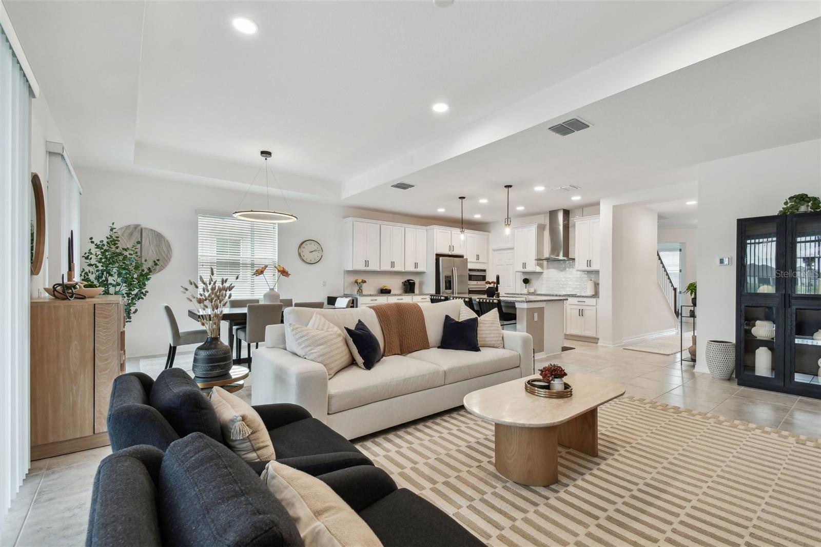 Image 11 of 55 For 9287 Crescent Ray Drive