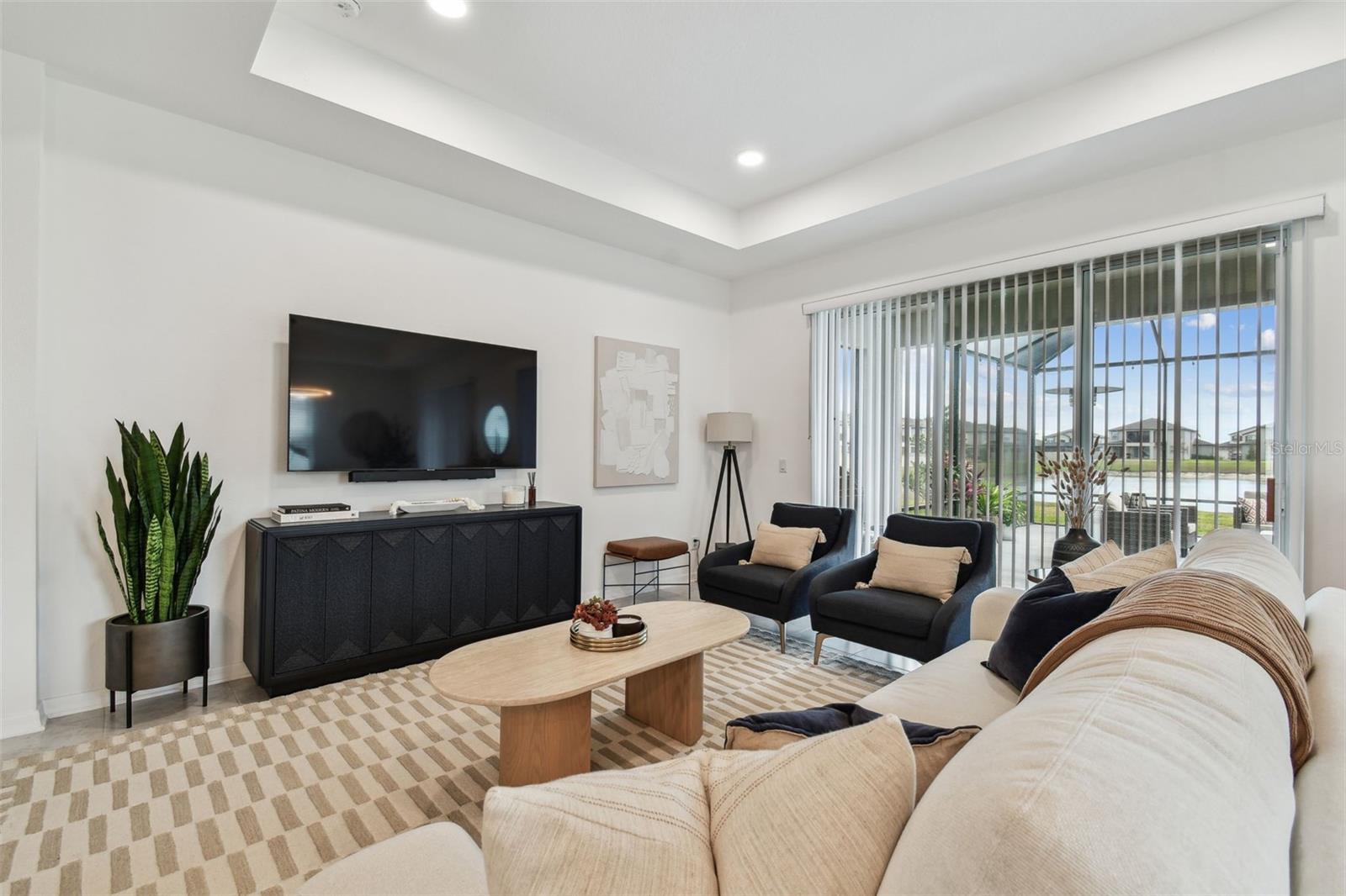 Image 12 of 55 For 9287 Crescent Ray Drive