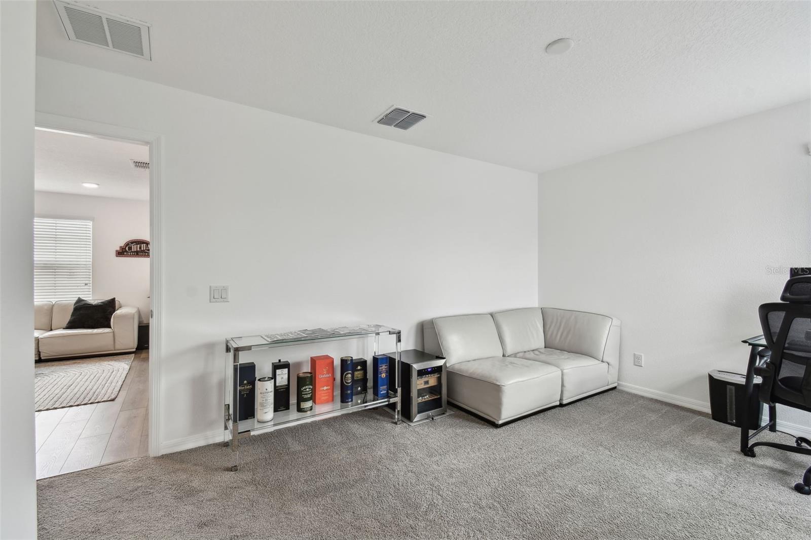 Image 33 of 55 For 9287 Crescent Ray Drive