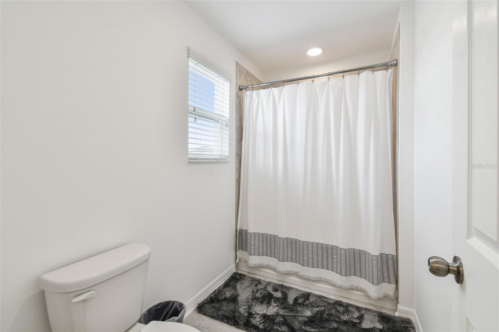 Image 41 of 55 For 9287 Crescent Ray Drive