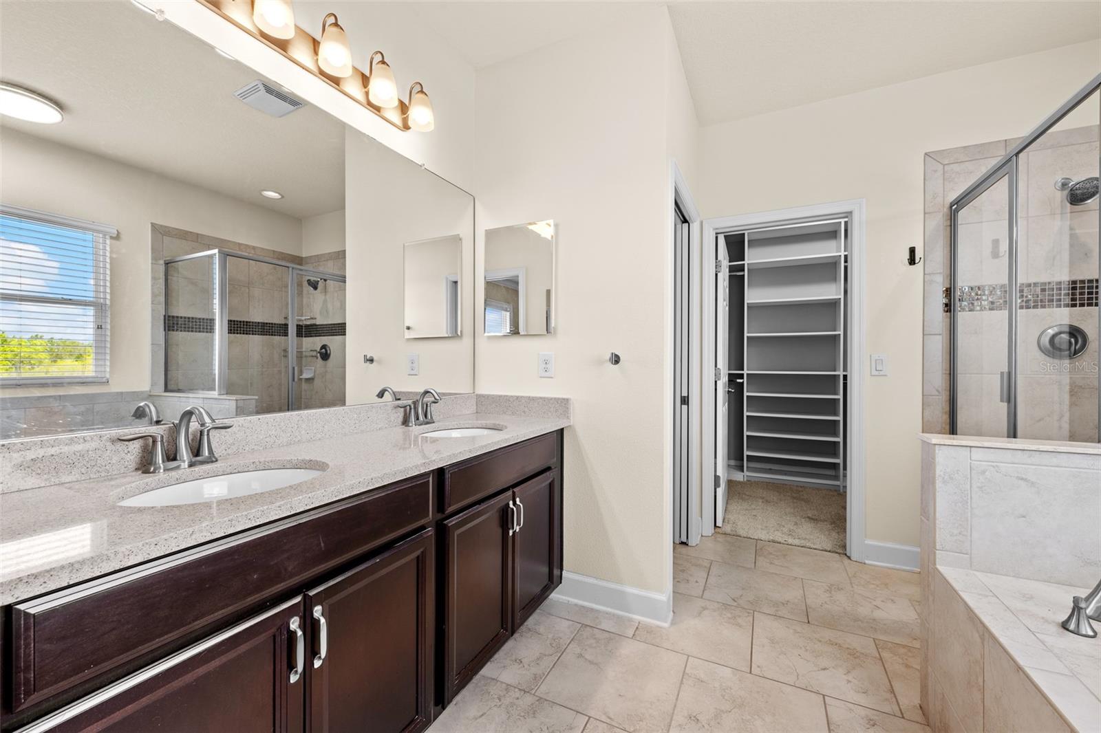 Image 15 of 37 For 7699 Windchase Way