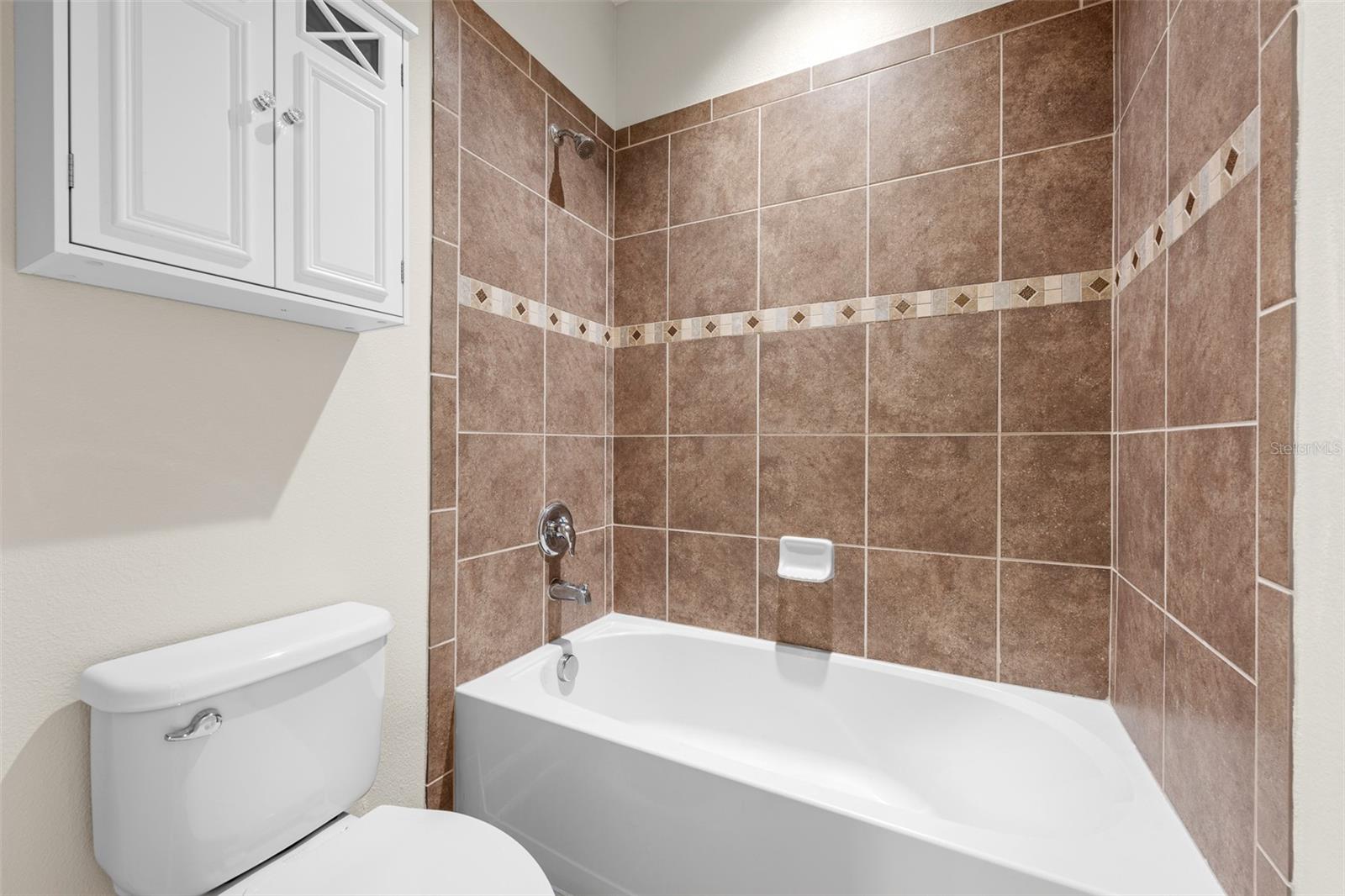 Image 21 of 37 For 7699 Windchase Way