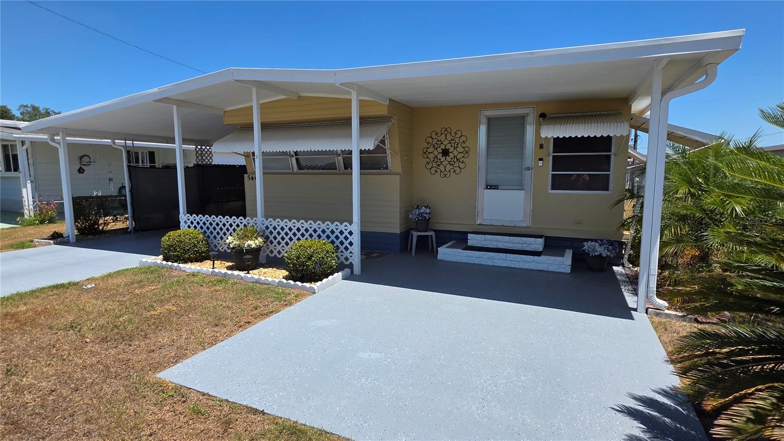 Image 10 of 76 For 5446 Joyce Street