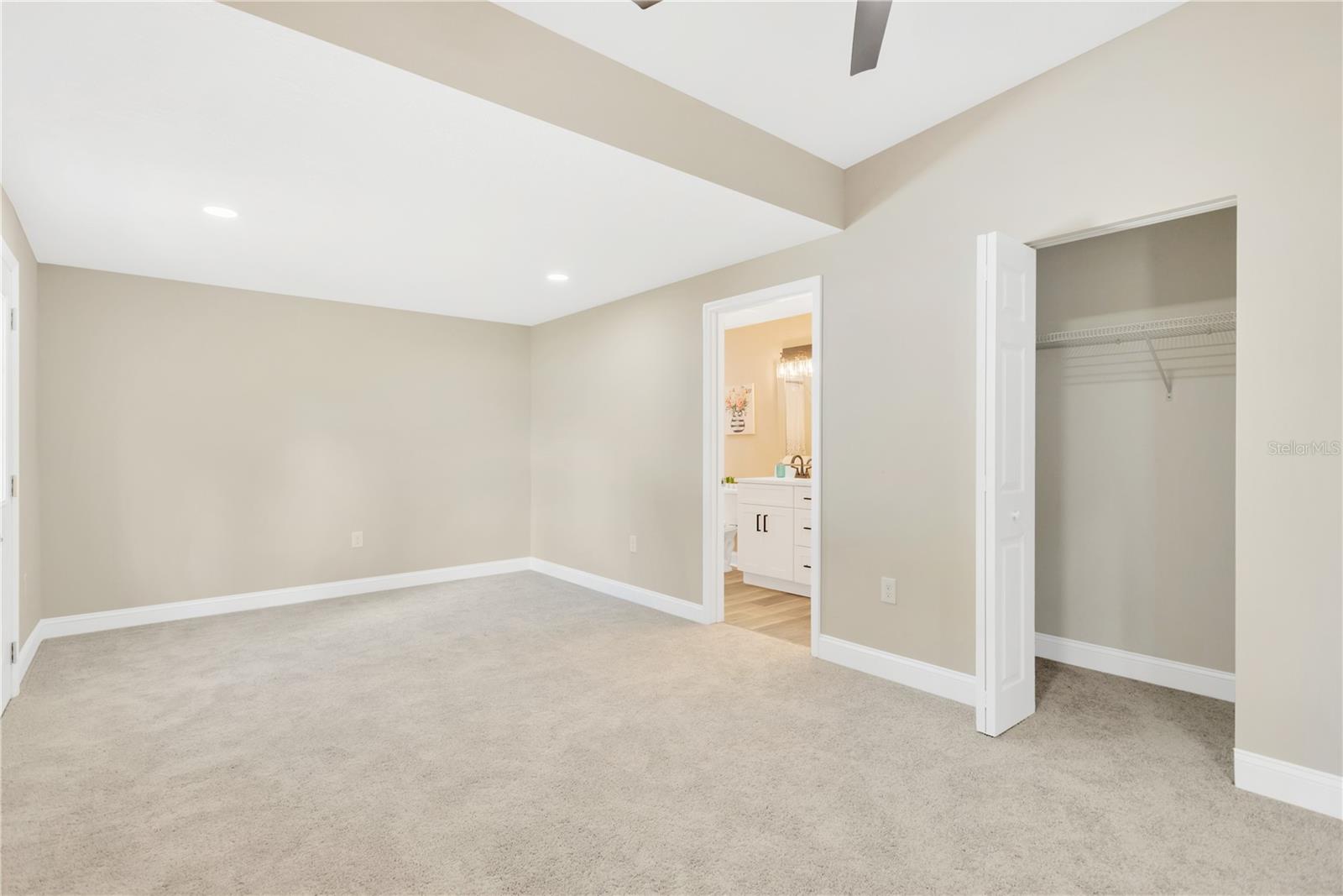 Image 14 of 39 For 219 80th Avenue Ne