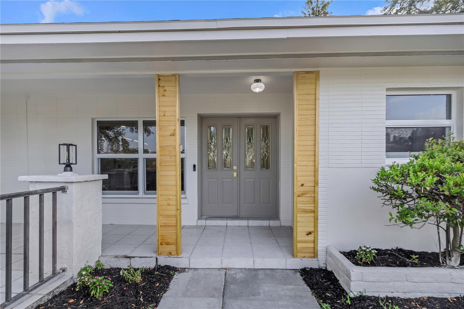 Image 3 of 66 For 1905 Pine Tree Lane