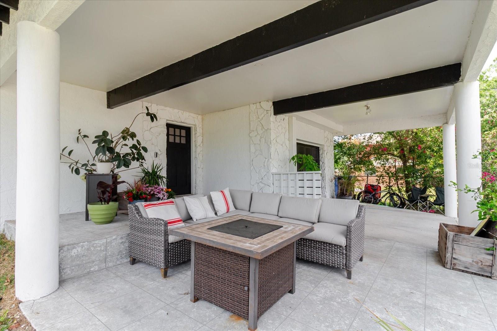 Image 3 of 80 For 7404 Bay Drive