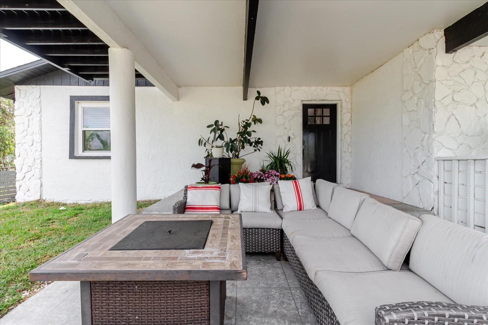Image 4 of 80 For 7404 Bay Drive