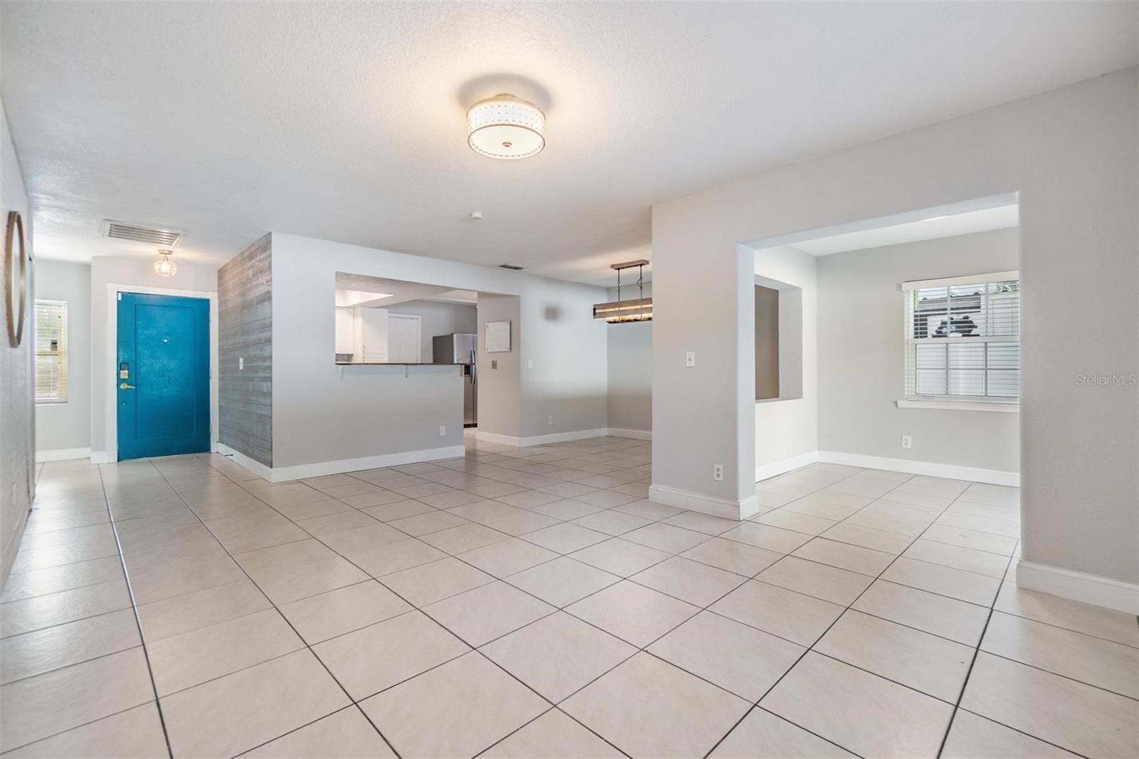 Image 4 of 25 For 7012 Trask Street