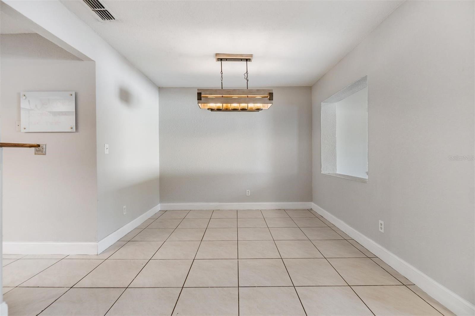 Image 5 of 25 For 7012 Trask Street