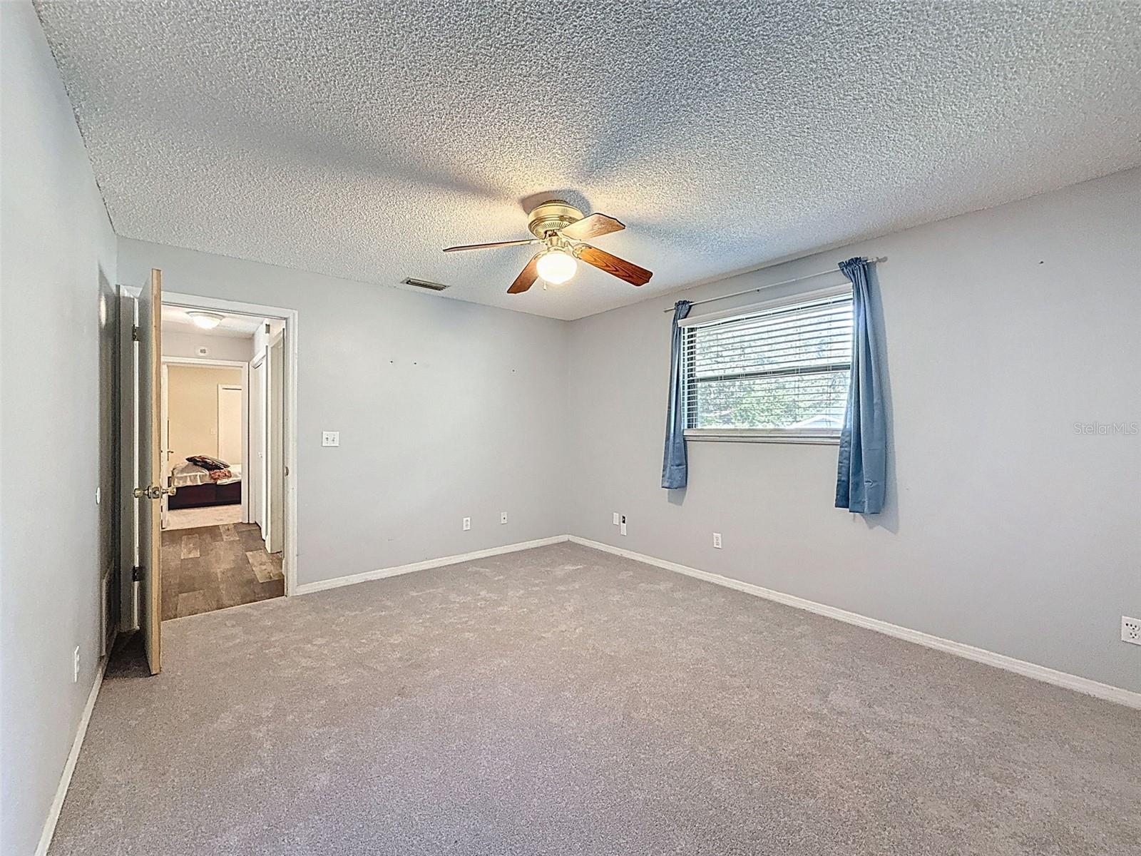 Image 44 of 69 For 44 Pinewood Circle