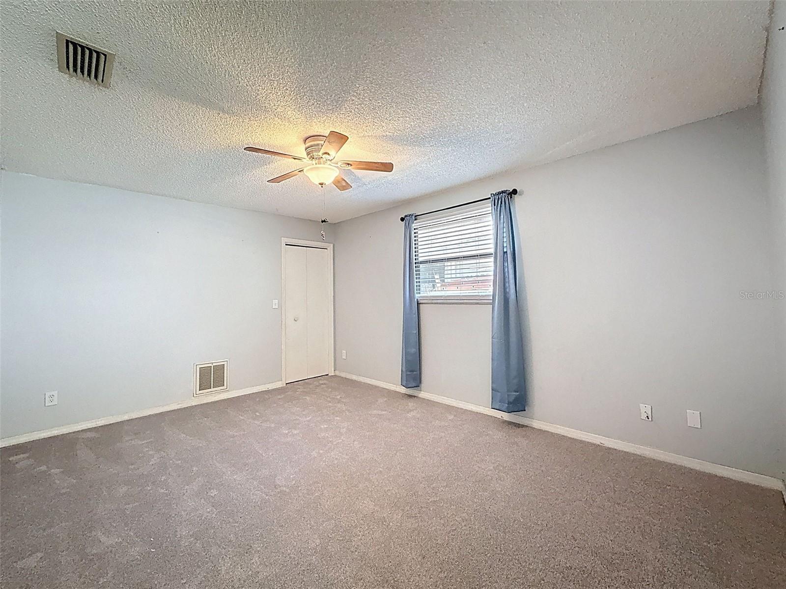 Image 45 of 69 For 44 Pinewood Circle