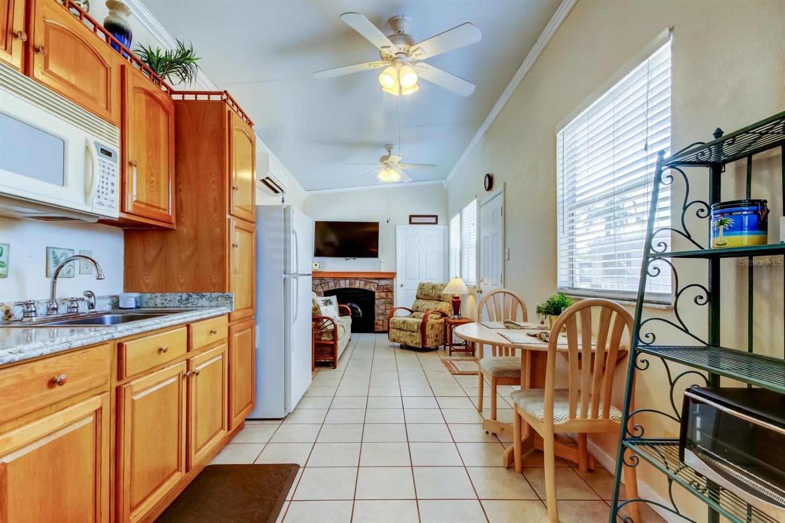 Image 15 of 40 For 3524 Peridot Lane