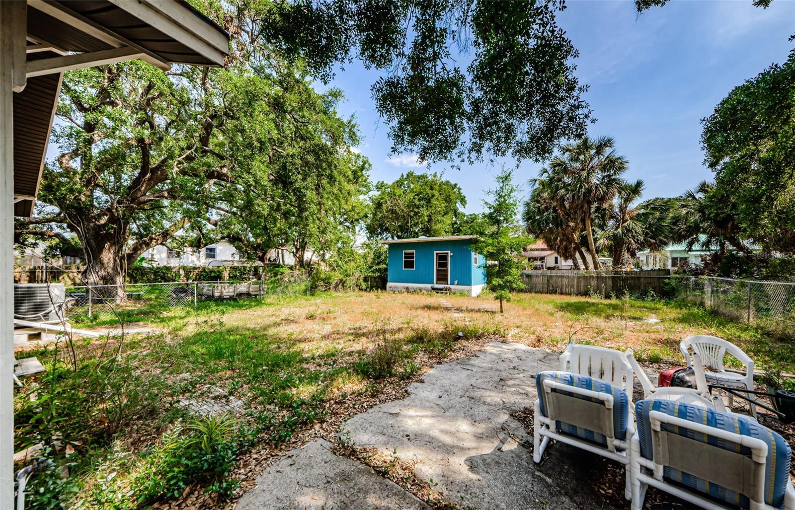 Image 20 of 33 For 41 Boyer Street