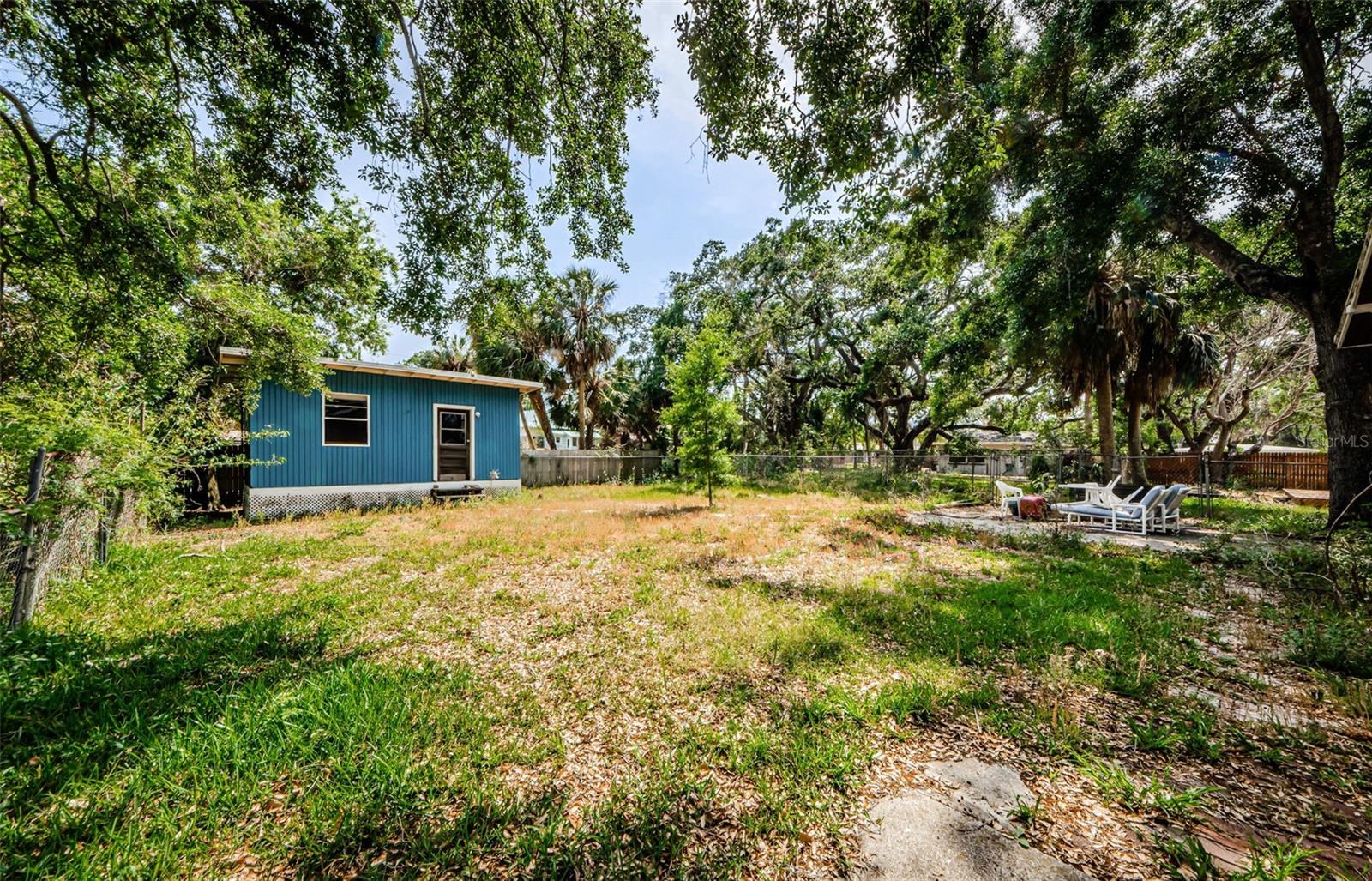 Image 21 of 33 For 41 Boyer Street