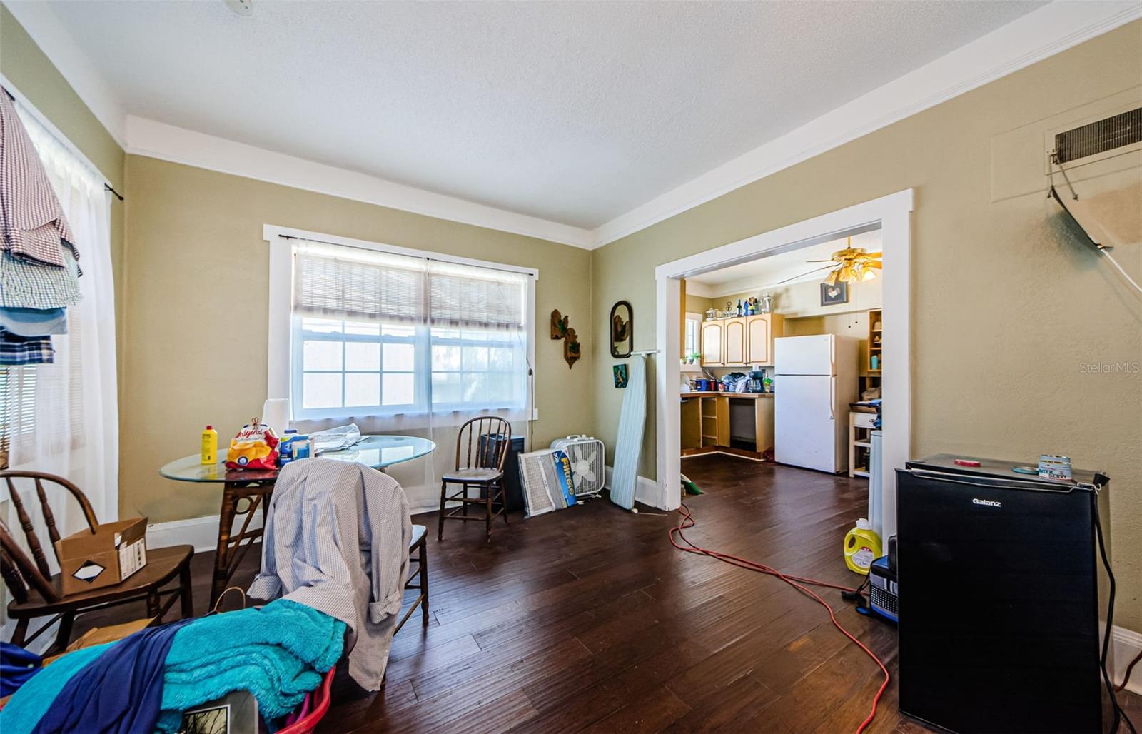 Image 6 of 33 For 41 Boyer Street