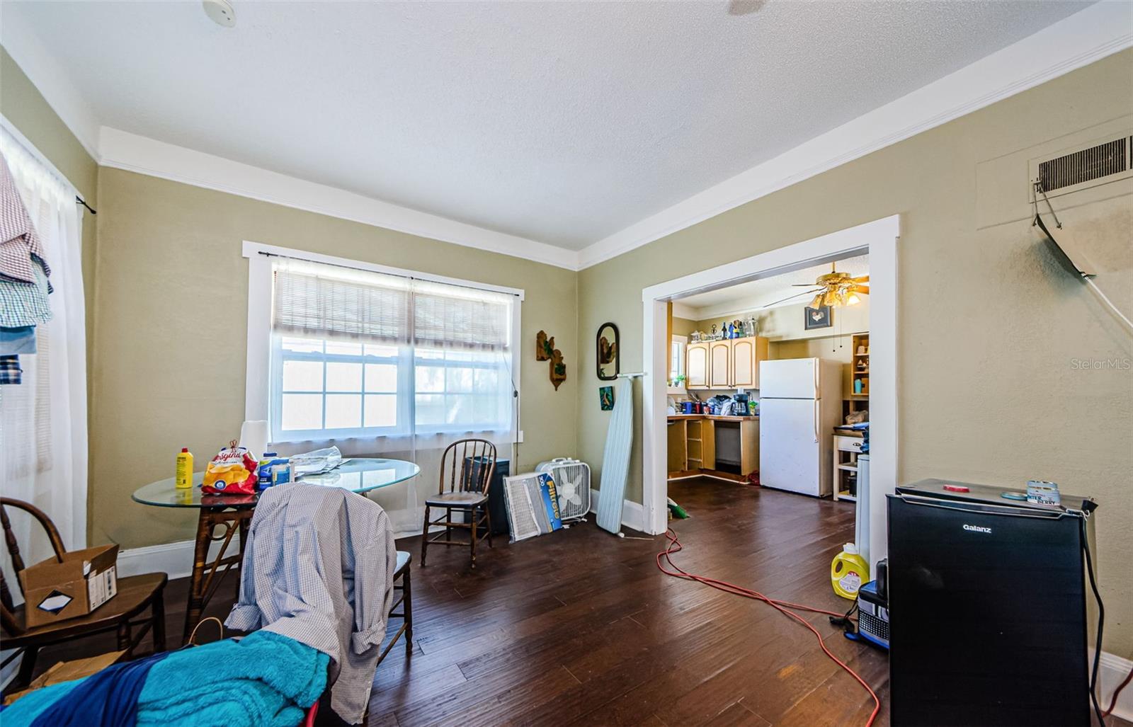 Image 7 of 33 For 41 Boyer Street