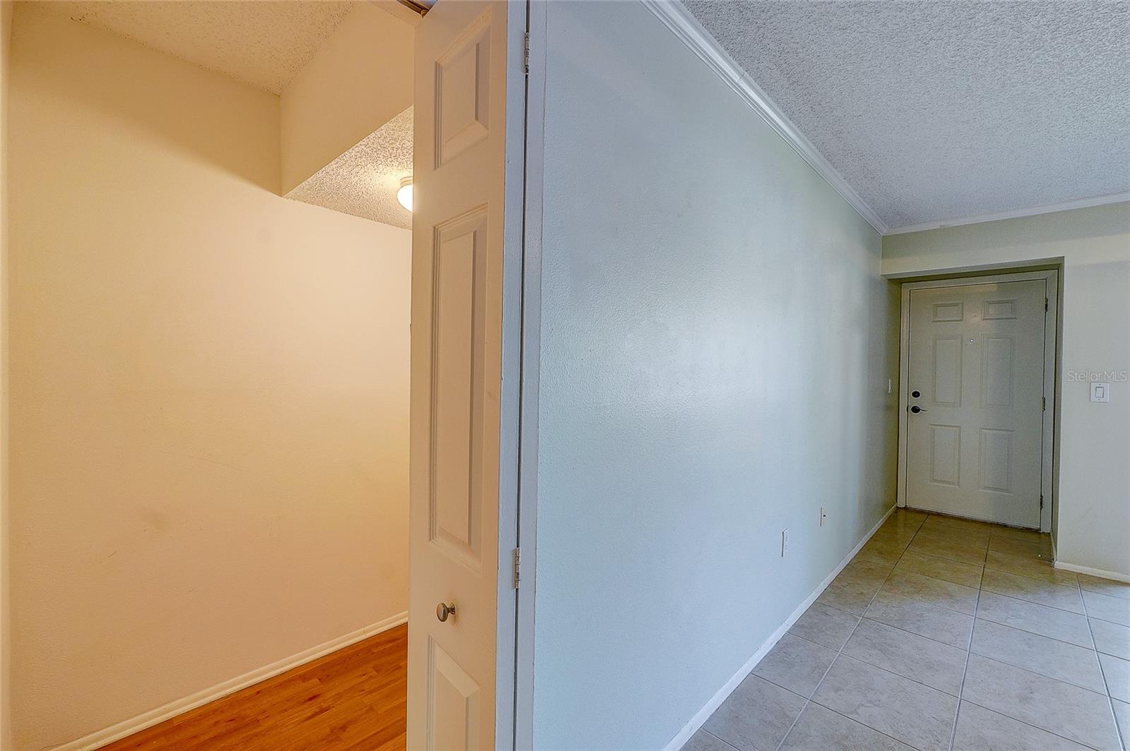 Image 11 of 45 For 10509 Waterview Court