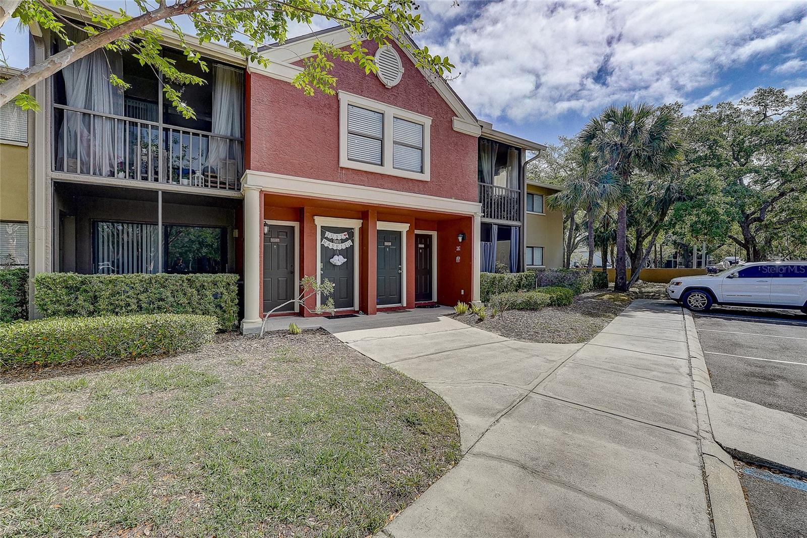 Image 5 of 45 For 10509 Waterview Court