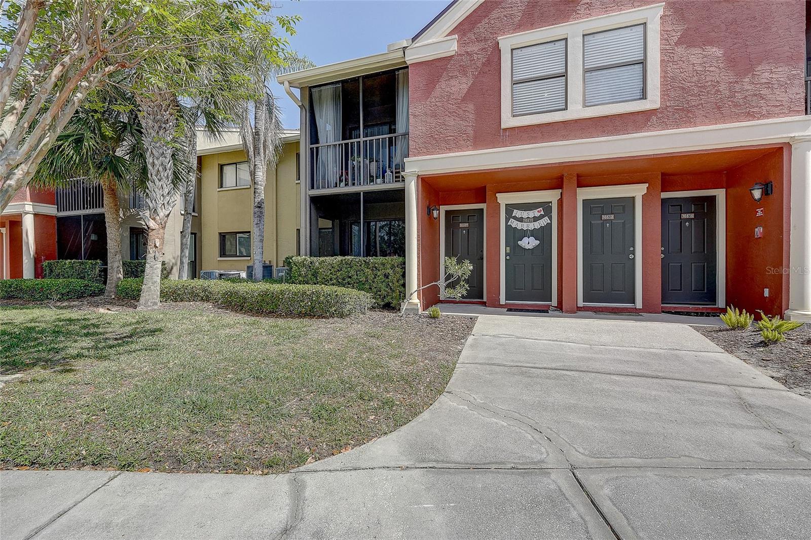 Image 6 of 45 For 10509 Waterview Court