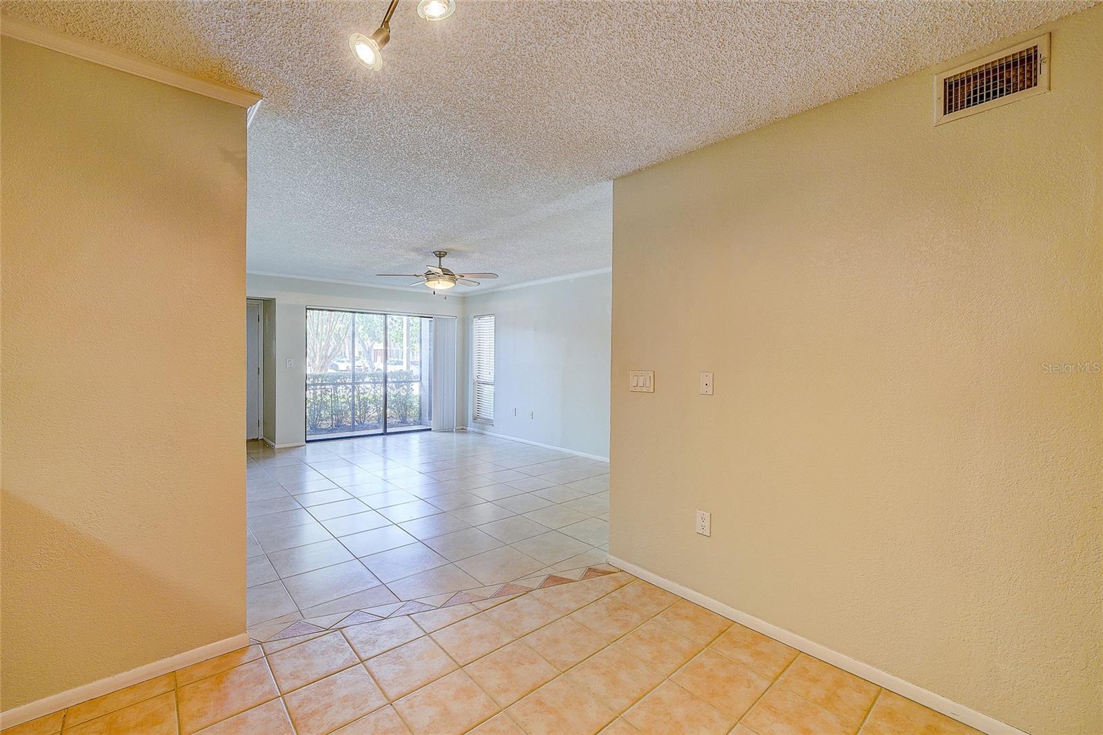 Image 8 of 45 For 10509 Waterview Court