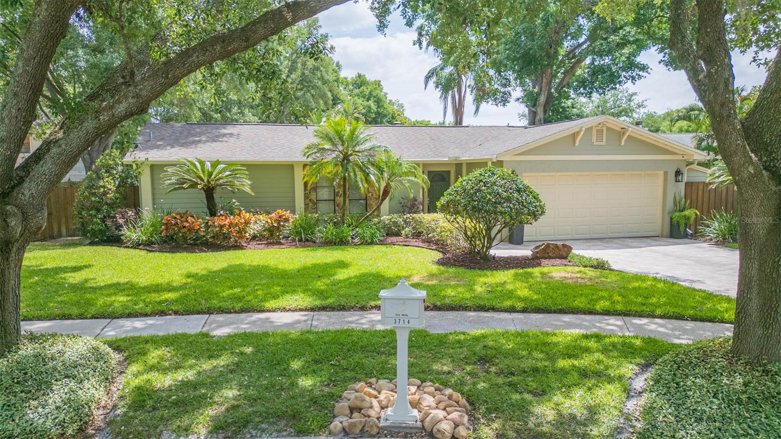 Details for 3714 Village Estates Place, TAMPA, FL 33618