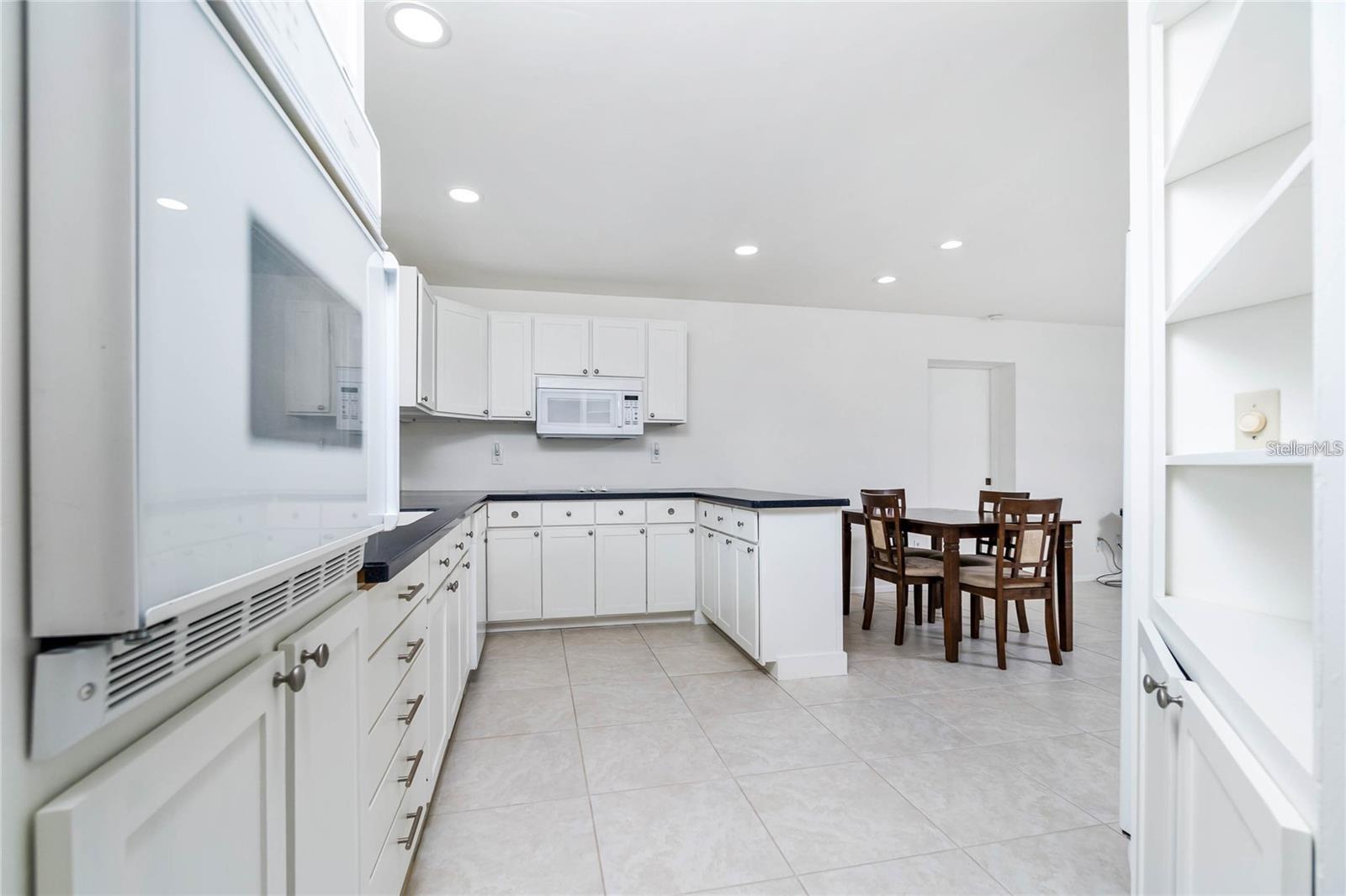 Image 13 of 50 For 2324 Hayworth Road