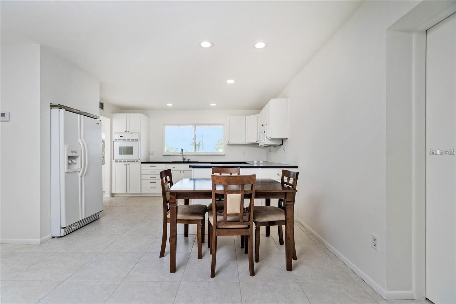 Image 15 of 50 For 2324 Hayworth Road