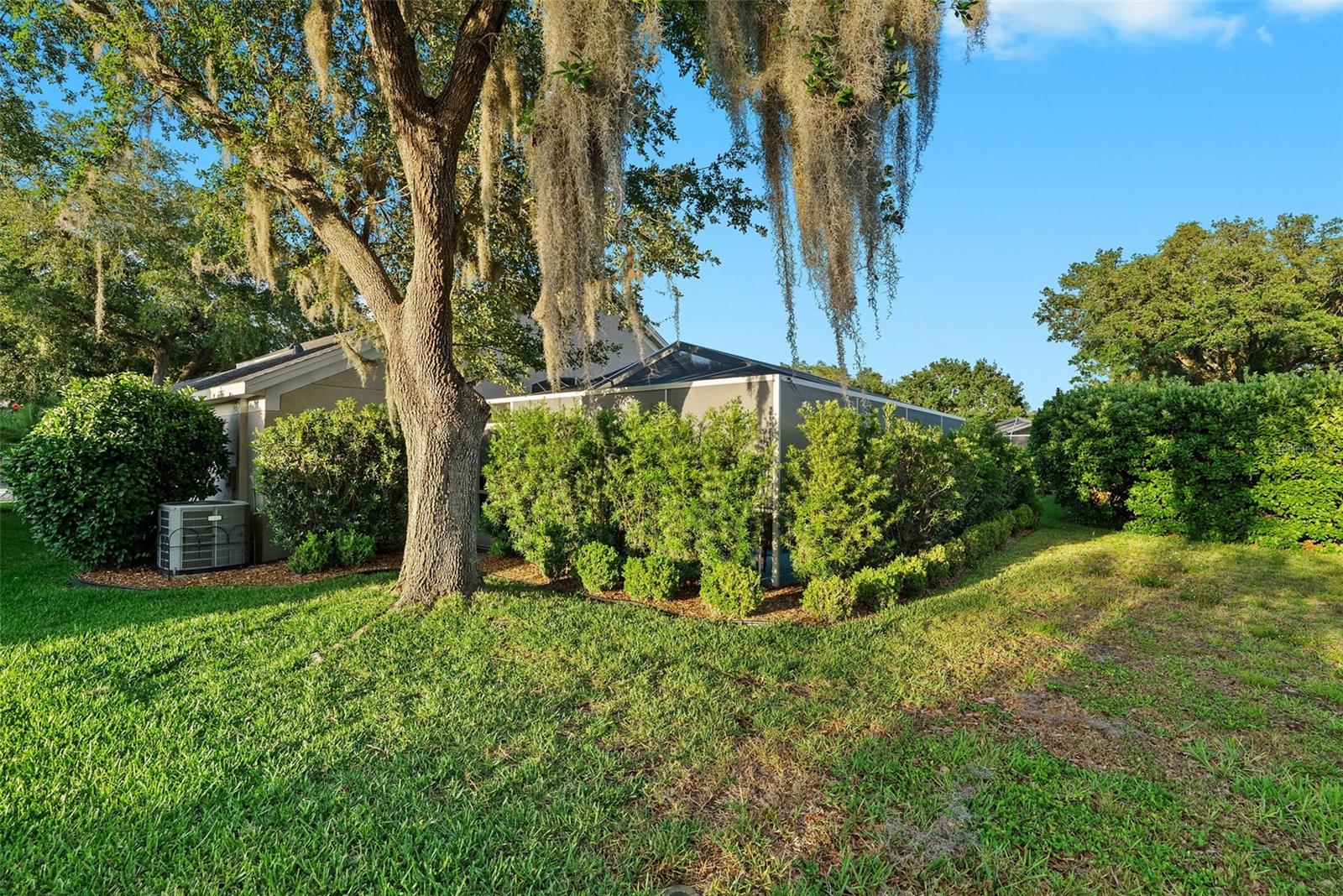 Image 21 of 63 For 5520 Terrain De Golf Drive