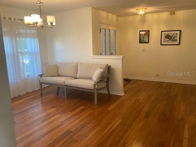 Image 21 of 70 For 1050 Wexford Leas Boulevard