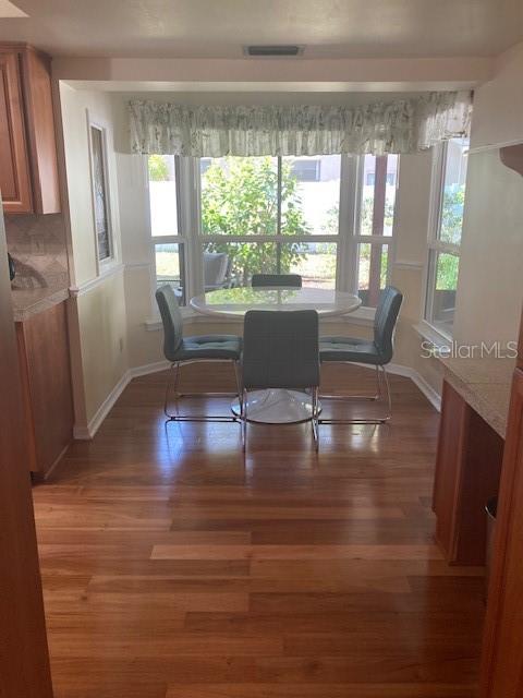 Image 51 of 70 For 1050 Wexford Leas Boulevard
