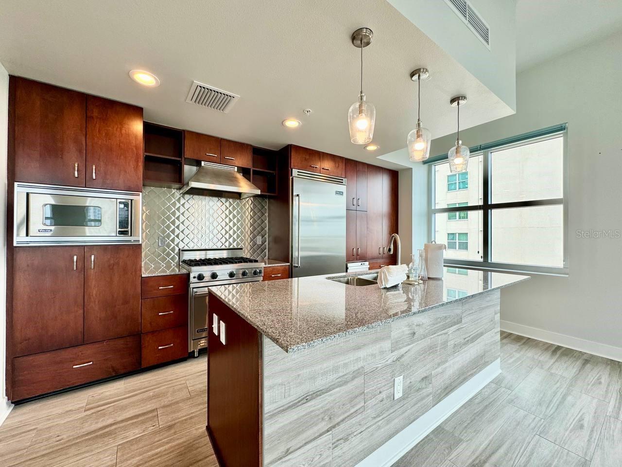 Image 6 of 29 For 1208 Kennedy Boulevard 834
