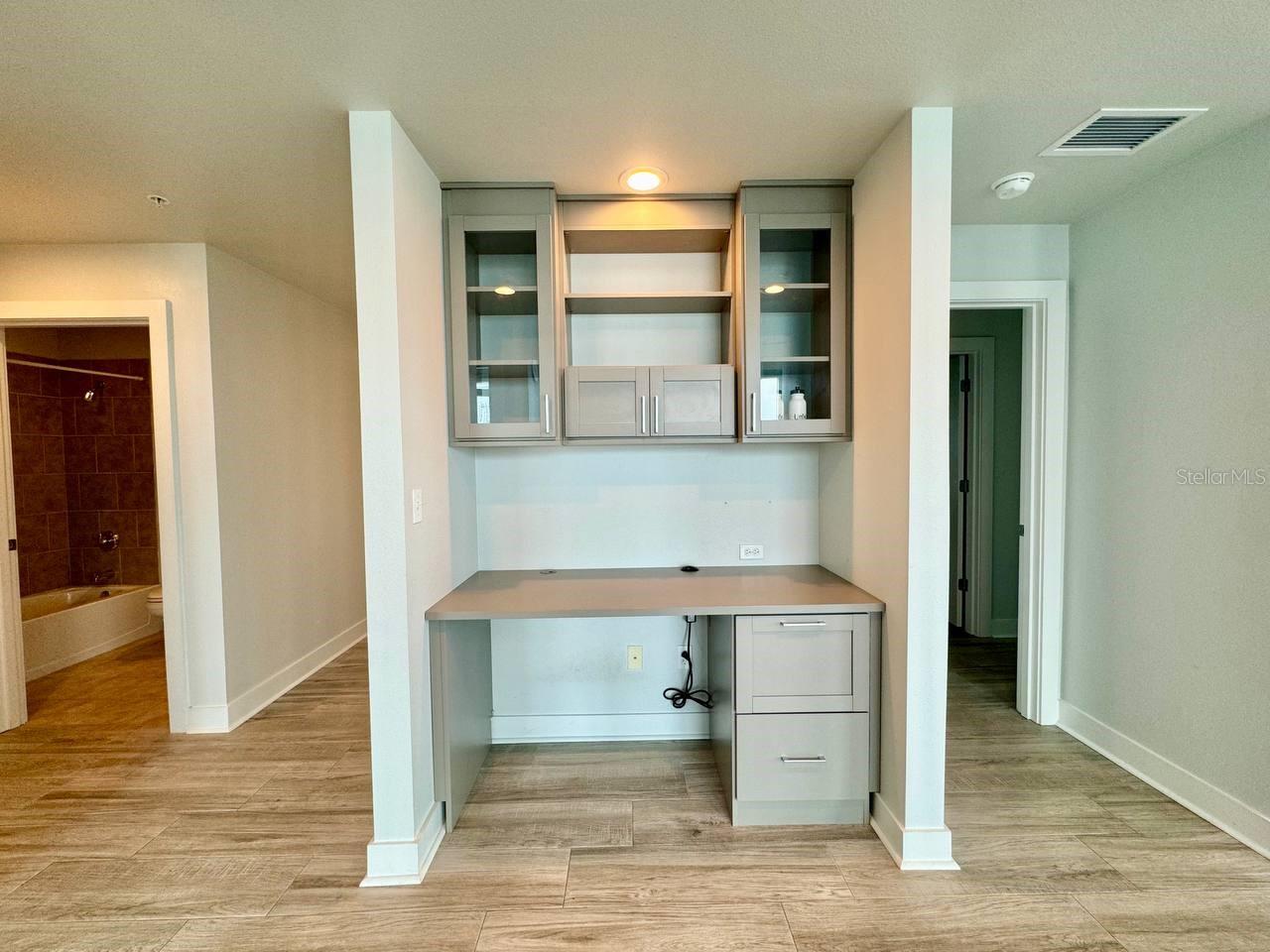 Image 9 of 29 For 1208 Kennedy Boulevard 834
