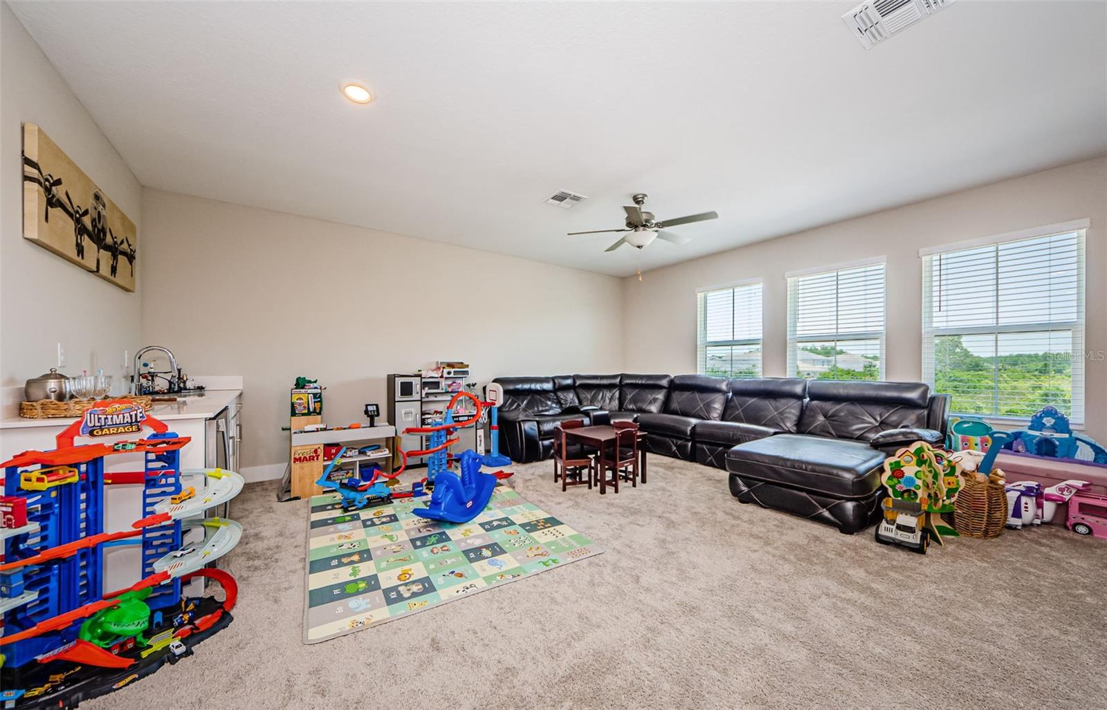 Image 32 of 75 For 2653 Longleaf Pine Point