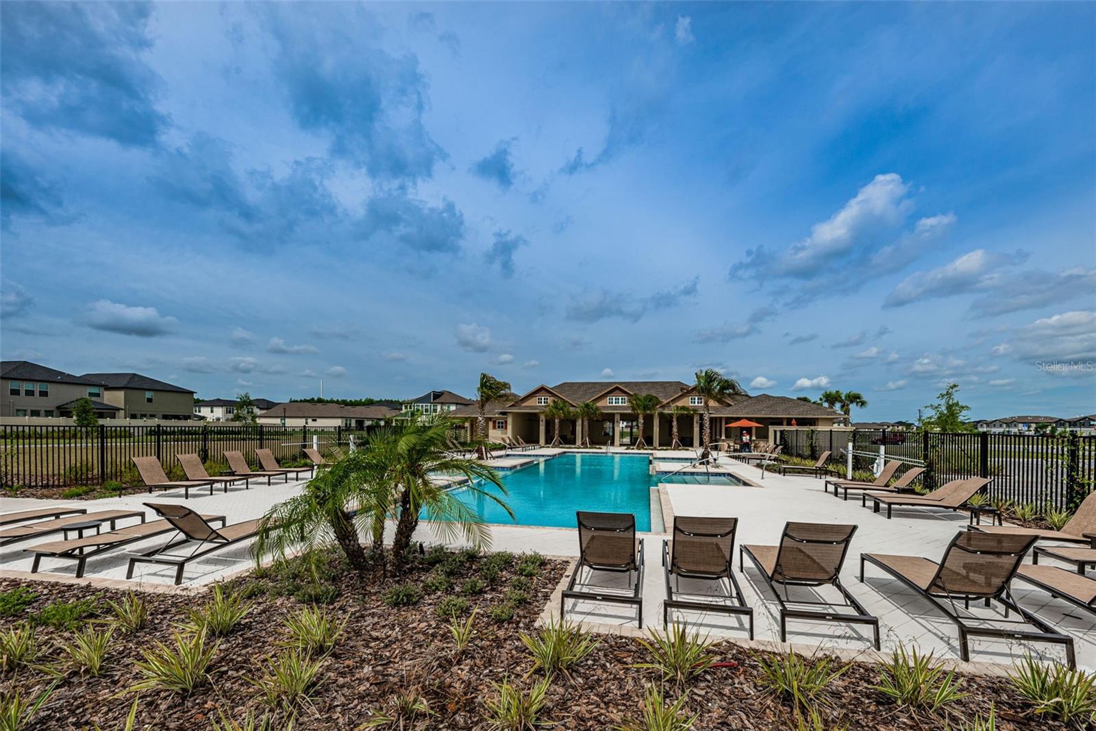 Image 61 of 75 For 2653 Longleaf Pine Point