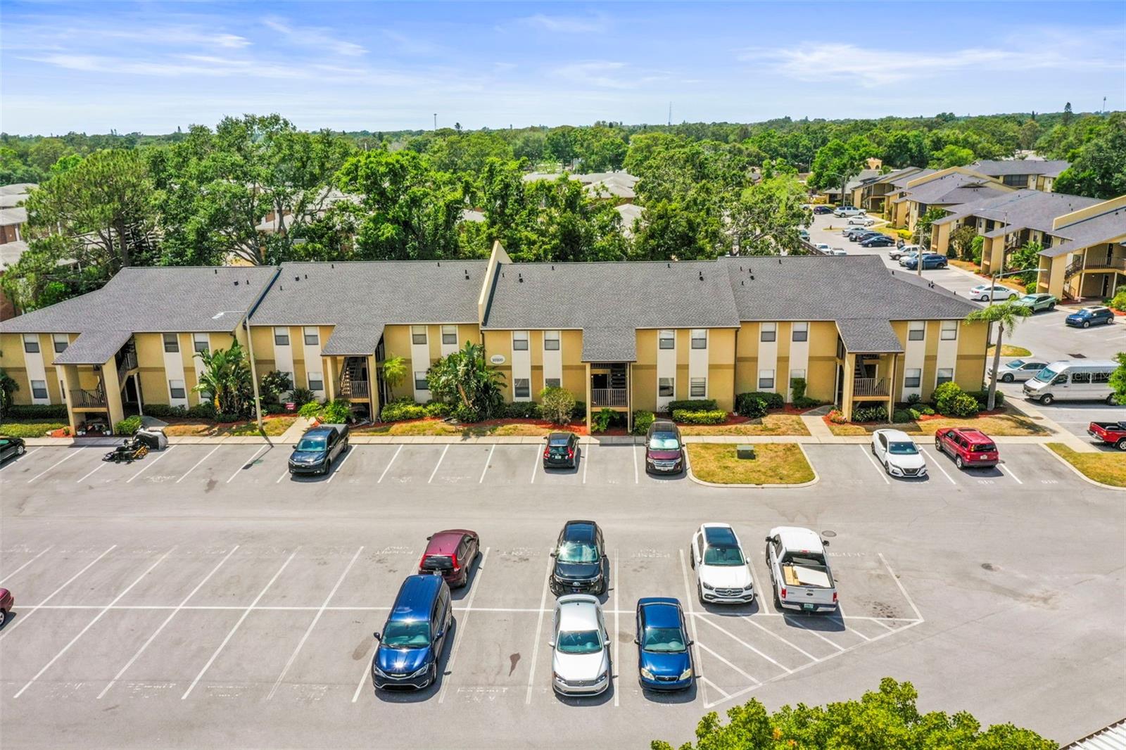 Listing photo id 0 for 10100 Sailwinds Boulevard N 105