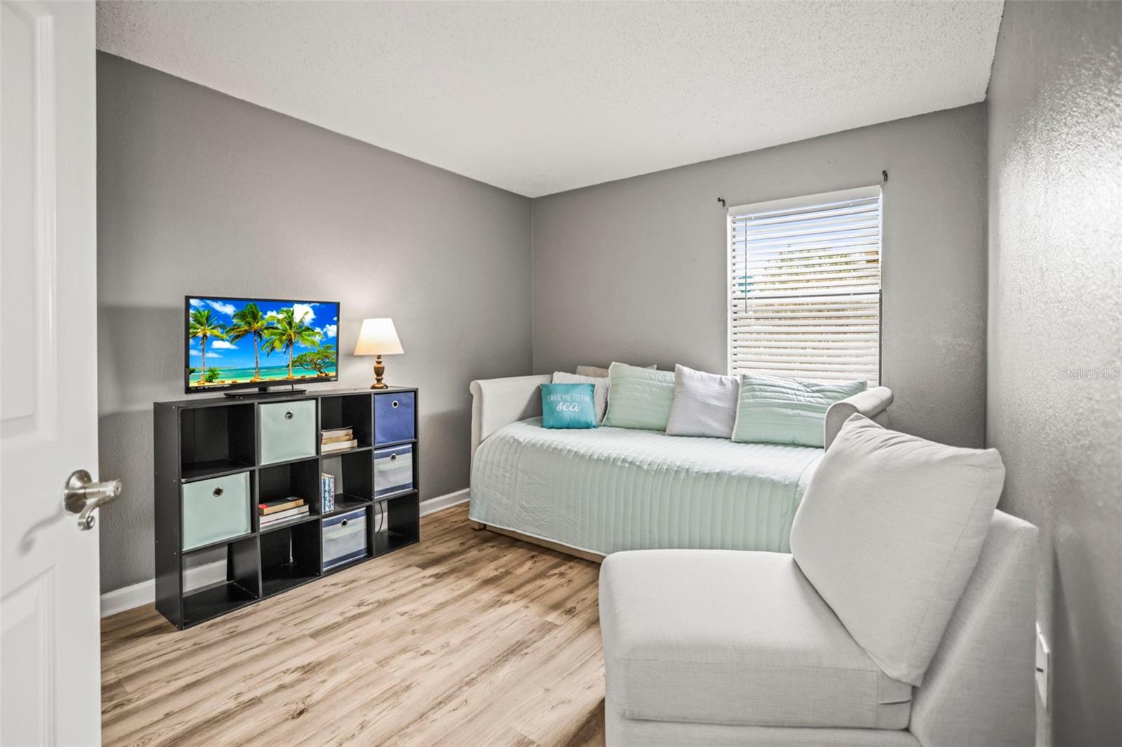 Listing photo id 22 for 10100 Sailwinds Boulevard N 105