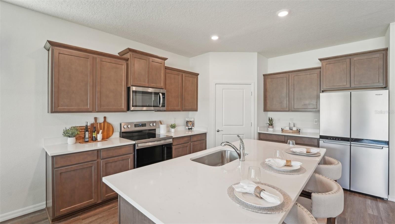 Image 12 of 34 For 7783 Wheat Stone Drive