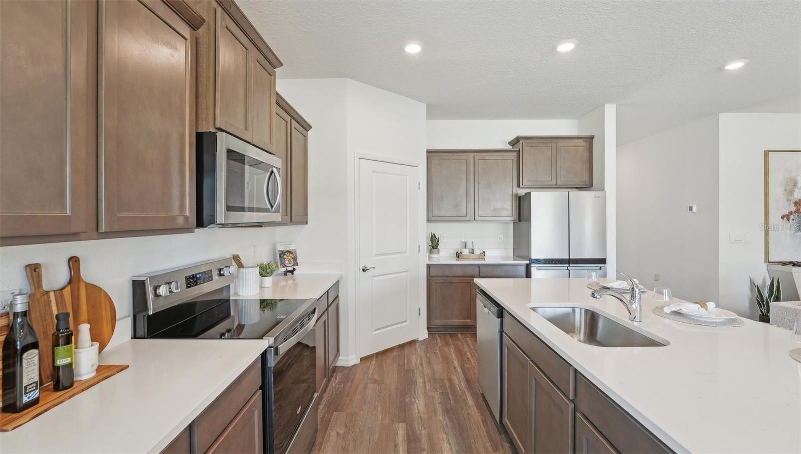 Image 13 of 34 For 7783 Wheat Stone Drive