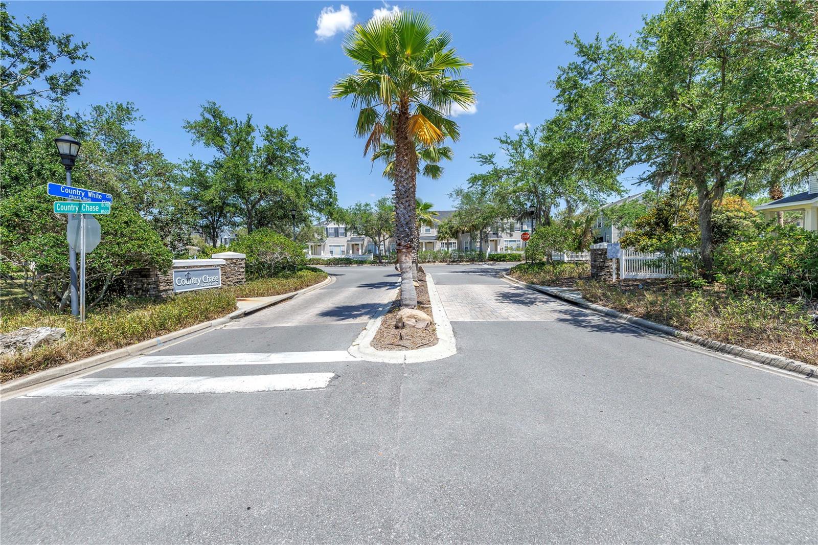 Listing photo id 30 for 12323 Country White Circle