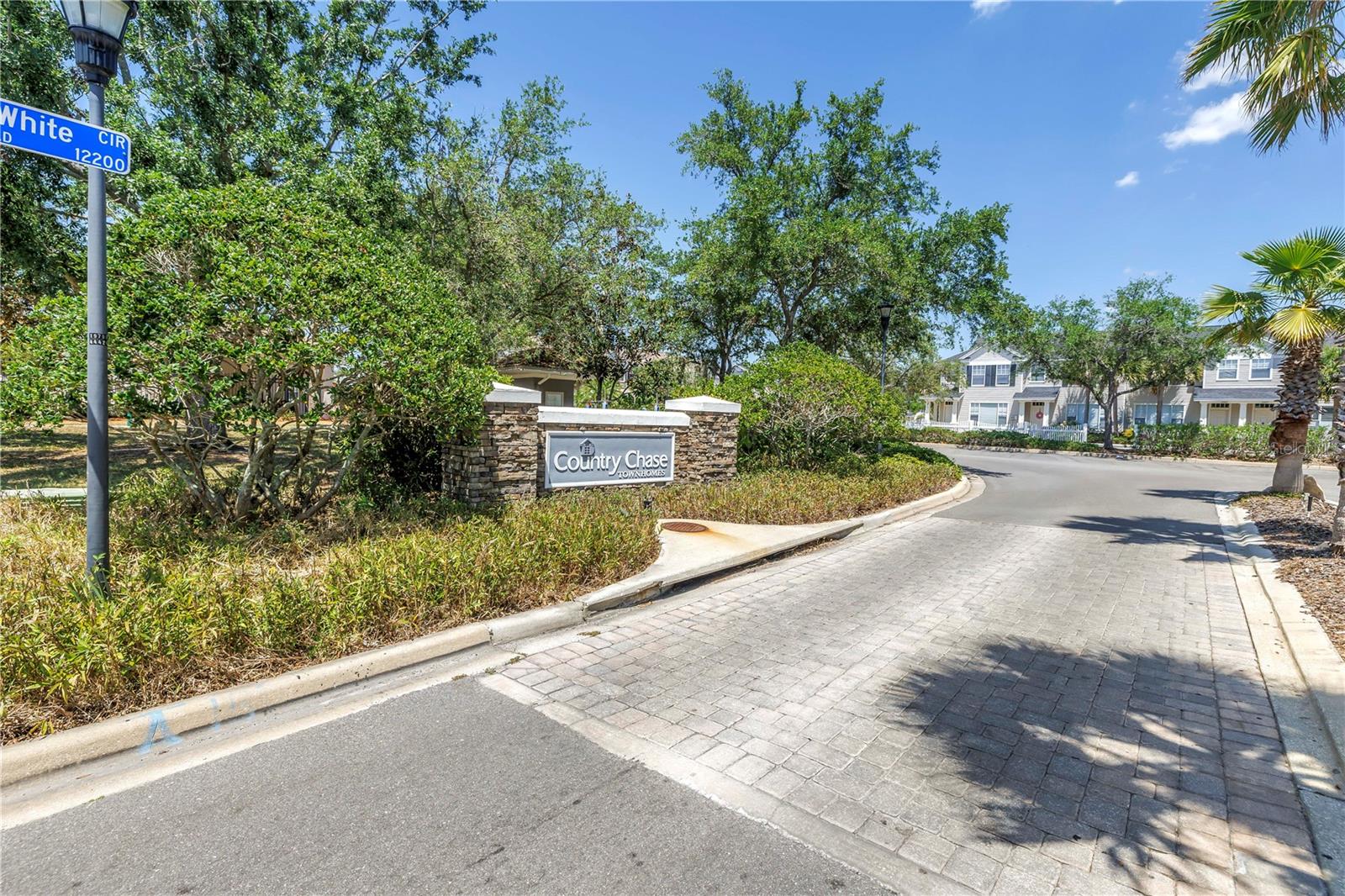 Listing photo id 31 for 12323 Country White Circle