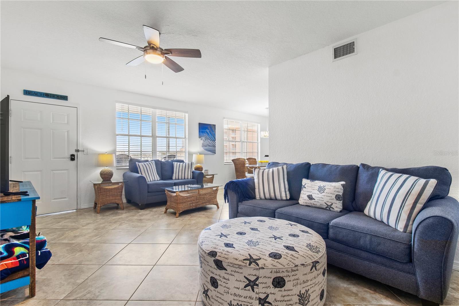 Image 4 of 47 For 445 Hamden Drive 502