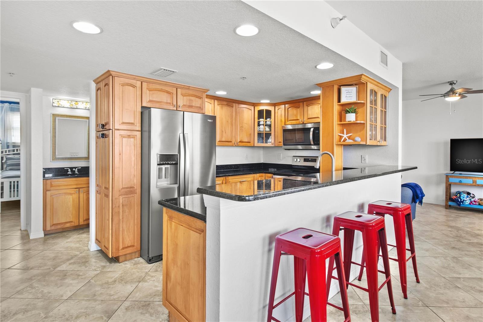 Image 8 of 47 For 445 Hamden Drive 502