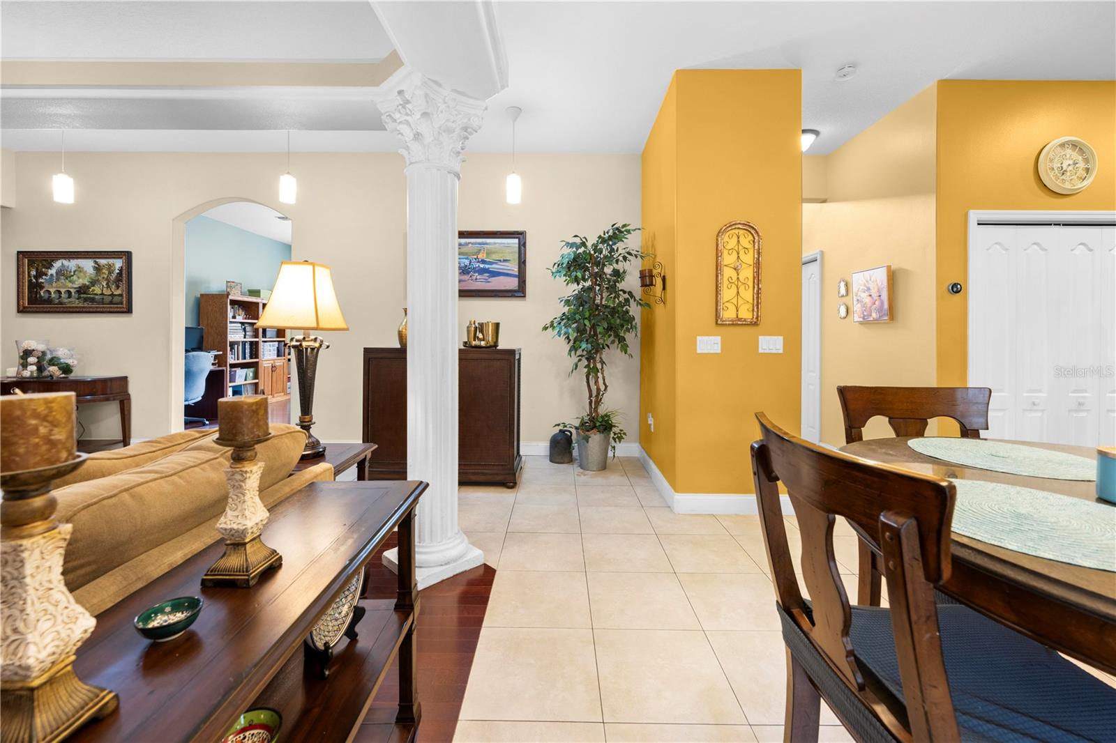Image 28 of 100 For 4180 Jacaranda Circle