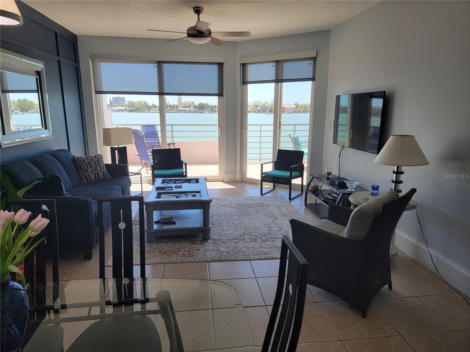 Listing photo id 9 for 8000 Sailboat Key Boulevard S 103